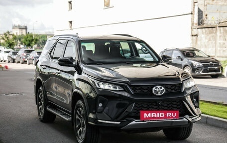 Toyota Fortuner II, 2021 год, 4 399 000 рублей, 6 фотография