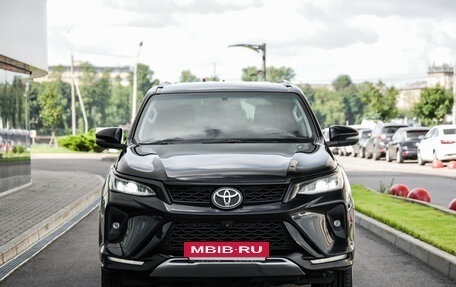 Toyota Fortuner II, 2021 год, 4 399 000 рублей, 4 фотография