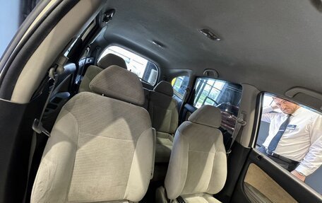Honda Stream I рестайлинг, 2003 год, 400 000 рублей, 14 фотография