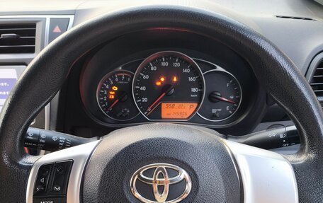 Toyota Ractis II, 2014 год, 970 000 рублей, 3 фотография