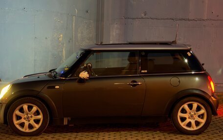 MINI Hatch, 2006 год, 600 000 рублей, 2 фотография
