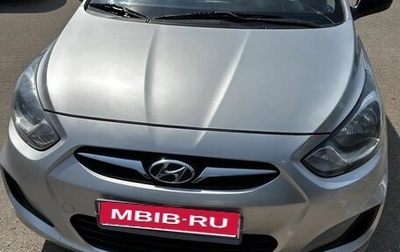 Hyundai Solaris II рестайлинг, 2011 год, 585 000 рублей, 1 фотография