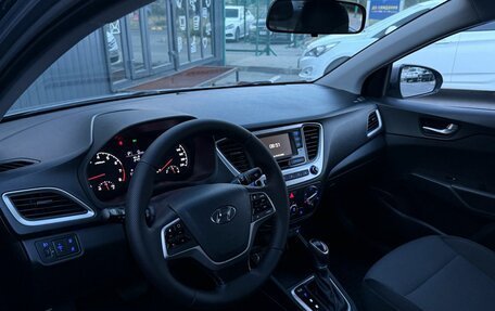 Hyundai Solaris II рестайлинг, 2018 год, 1 299 000 рублей, 9 фотография
