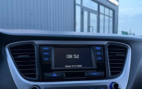 Hyundai Solaris II рестайлинг, 2018 год, 1 299 000 рублей, 16 фотография