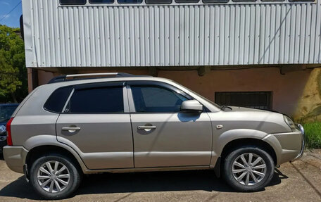 Hyundai Tucson III, 2008 год, 500 000 рублей, 4 фотография