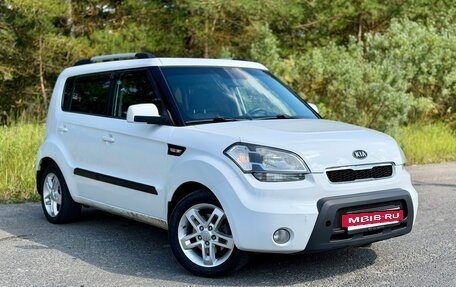 KIA Soul I рестайлинг, 2011 год, 750 000 рублей, 2 фотография
