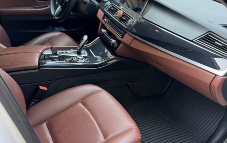 BMW 5 серия, 2013 год, 2 120 000 рублей, 19 фотография