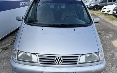 Volkswagen Sharan I рестайлинг, 1998 год, 245 000 рублей, 2 фотография