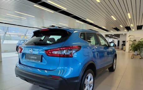 Nissan Qashqai, 2019 год, 1 990 000 рублей, 2 фотография