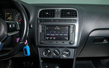 Volkswagen Polo VI (EU Market), 2018 год, 1 419 000 рублей, 13 фотография