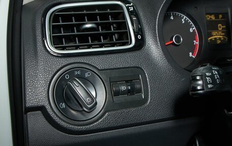 Volkswagen Polo VI (EU Market), 2018 год, 1 419 000 рублей, 15 фотография