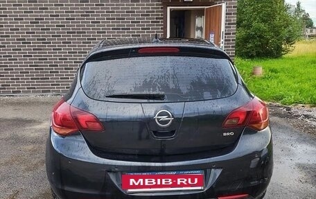 Opel Astra J, 2011 год, 400 000 рублей, 3 фотография