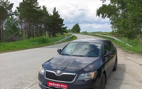 Skoda Superb III рестайлинг, 2013 год, 950 000 рублей, 1 фотография