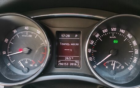 Skoda Superb III рестайлинг, 2013 год, 950 000 рублей, 8 фотография