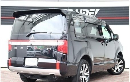 Mitsubishi Delica D:5 I, 2022 год, 2 590 000 рублей, 10 фотография