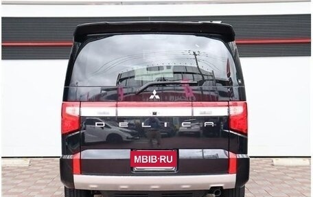 Mitsubishi Delica D:5 I, 2022 год, 2 590 000 рублей, 12 фотография