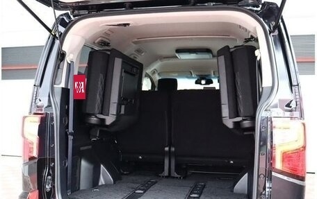 Mitsubishi Delica D:5 I, 2022 год, 2 590 000 рублей, 32 фотография
