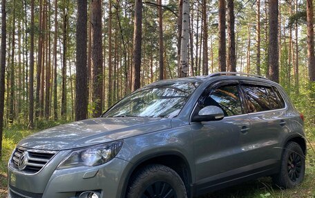 Volkswagen Tiguan I, 2010 год, 1 000 000 рублей, 3 фотография
