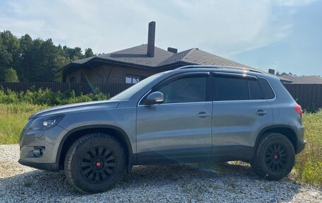 Volkswagen Tiguan I, 2010 год, 1 000 000 рублей, 8 фотография