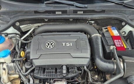 Volkswagen Jetta VI, 2016 год, 1 400 000 рублей, 16 фотография