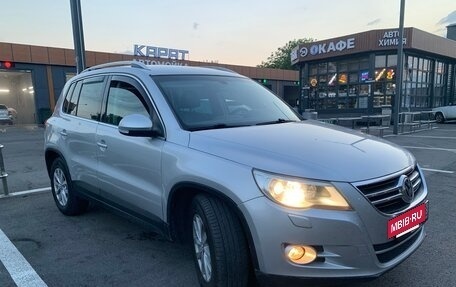 Volkswagen Tiguan I, 2009 год, 975 000 рублей, 2 фотография