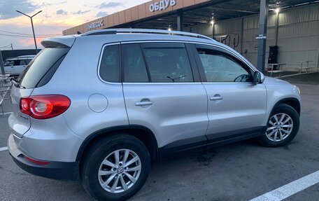 Volkswagen Tiguan I, 2009 год, 975 000 рублей, 4 фотография