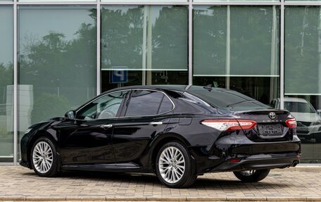 Toyota Camry, 2018 год, 2 595 000 рублей, 4 фотография