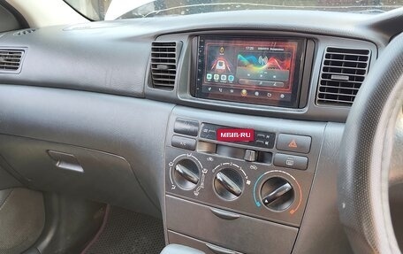 Toyota Corolla, 2004 год, 550 000 рублей, 10 фотография