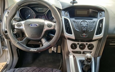 Ford Focus III, 2012 год, 670 000 рублей, 2 фотография