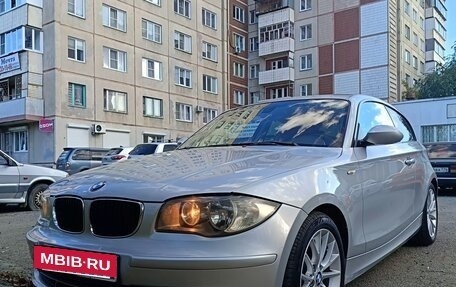 BMW 1 серия, 2007 год, 735 000 рублей, 12 фотография