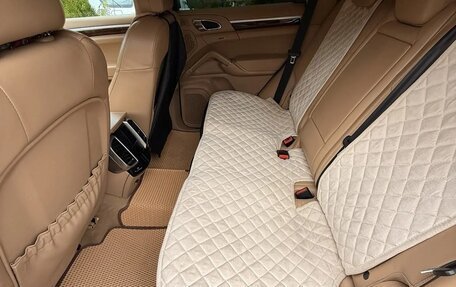 Porsche Cayenne III, 2011 год, 2 149 000 рублей, 10 фотография