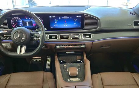 Mercedes-Benz GLS, 2024 год, 9 990 000 рублей, 13 фотография