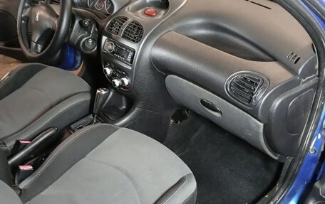 Peugeot 206, 2008 год, 240 000 рублей, 2 фотография