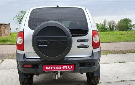 Chevrolet Niva I рестайлинг, 2012 год, 480 000 рублей, 4 фотография