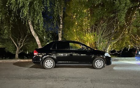 Nissan Tiida, 2010 год, 850 000 рублей, 2 фотография