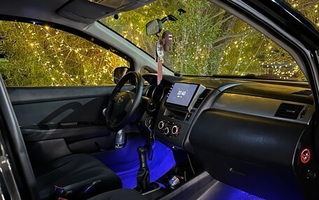 Nissan Tiida, 2010 год, 850 000 рублей, 4 фотография
