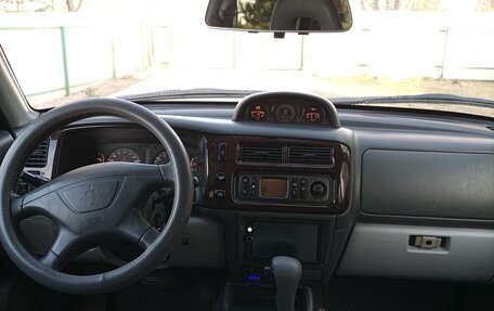 Mitsubishi Pajero Sport II рестайлинг, 2004 год, 850 000 рублей, 10 фотография
