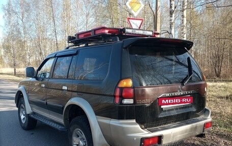 Mitsubishi Pajero Sport II рестайлинг, 2004 год, 850 000 рублей, 5 фотография