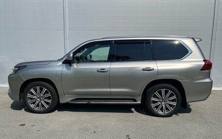 Lexus LX III, 2017 год, 6 494 000 рублей, 5 фотография