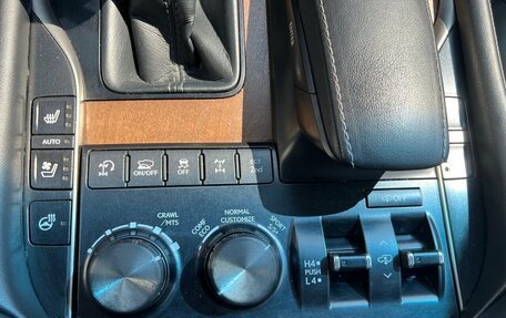 Lexus LX III, 2017 год, 6 494 000 рублей, 25 фотография