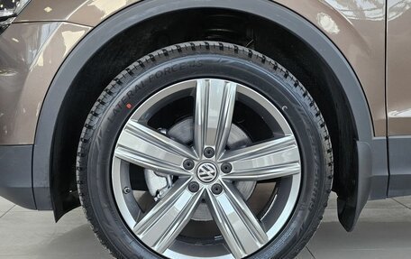 Volkswagen Tiguan II, 2018 год, 2 579 000 рублей, 4 фотография