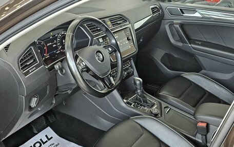 Volkswagen Tiguan II, 2018 год, 2 579 000 рублей, 12 фотография