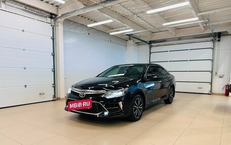 Toyota Camry, 2017 год, 2 399 000 рублей, 2 фотография