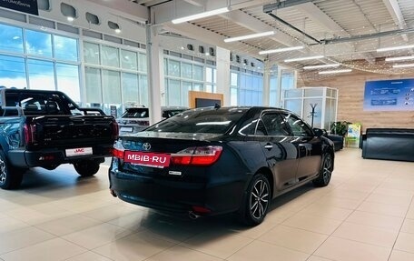 Toyota Camry, 2017 год, 2 399 000 рублей, 6 фотография
