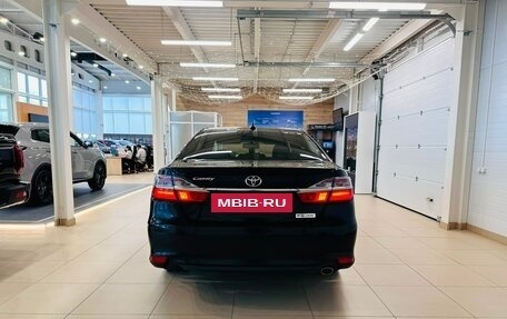 Toyota Camry, 2017 год, 2 399 000 рублей, 5 фотография