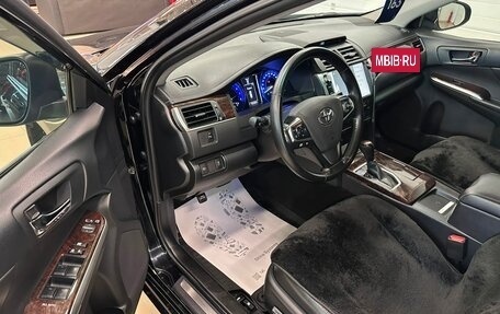 Toyota Camry, 2017 год, 2 399 000 рублей, 10 фотография