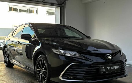 Toyota Camry, 2022 год, 3 050 000 рублей, 3 фотография