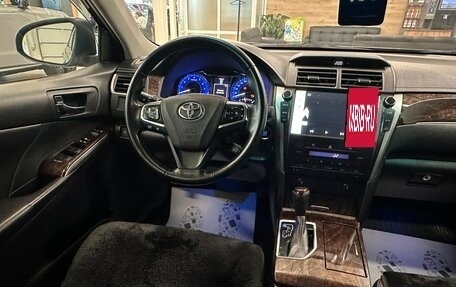 Toyota Camry, 2017 год, 2 399 000 рублей, 14 фотография