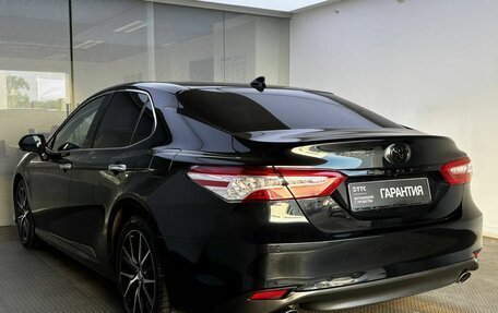 Toyota Camry, 2022 год, 3 050 000 рублей, 8 фотография