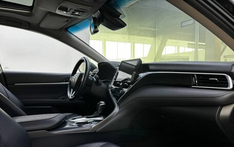Toyota Camry, 2022 год, 3 050 000 рублей, 13 фотография